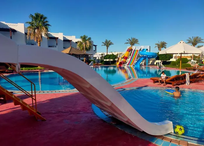 Uni Aqua Park Szálloda Sarm es-Sejk